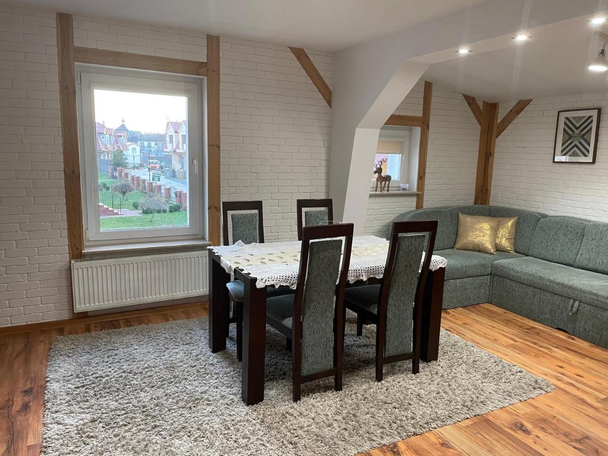 Apartament Przy Ulicy Zaruskiego Blisko Plazy Ustka Exterior foto